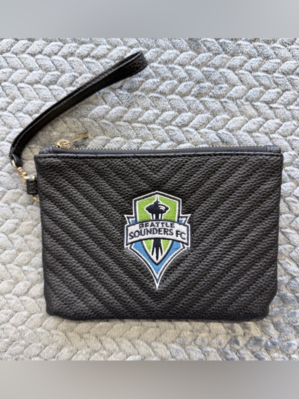 Seattle Sounders FC Foco Pebble Grain Wristlet Clutch